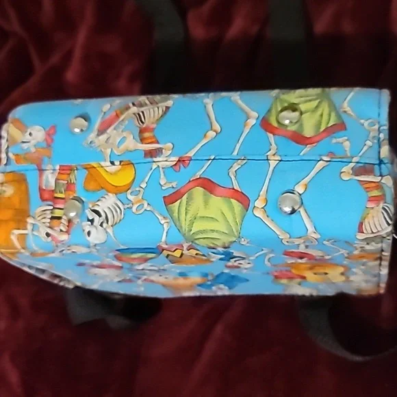 Skeleton Blue Bag - Picture 8 of 10